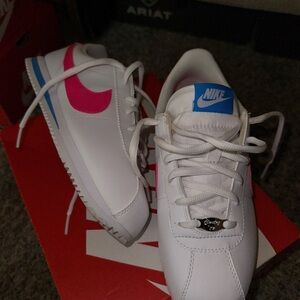 Nike White and Pink Sneakers